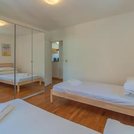 Charlie By Portofinohomes Apartment